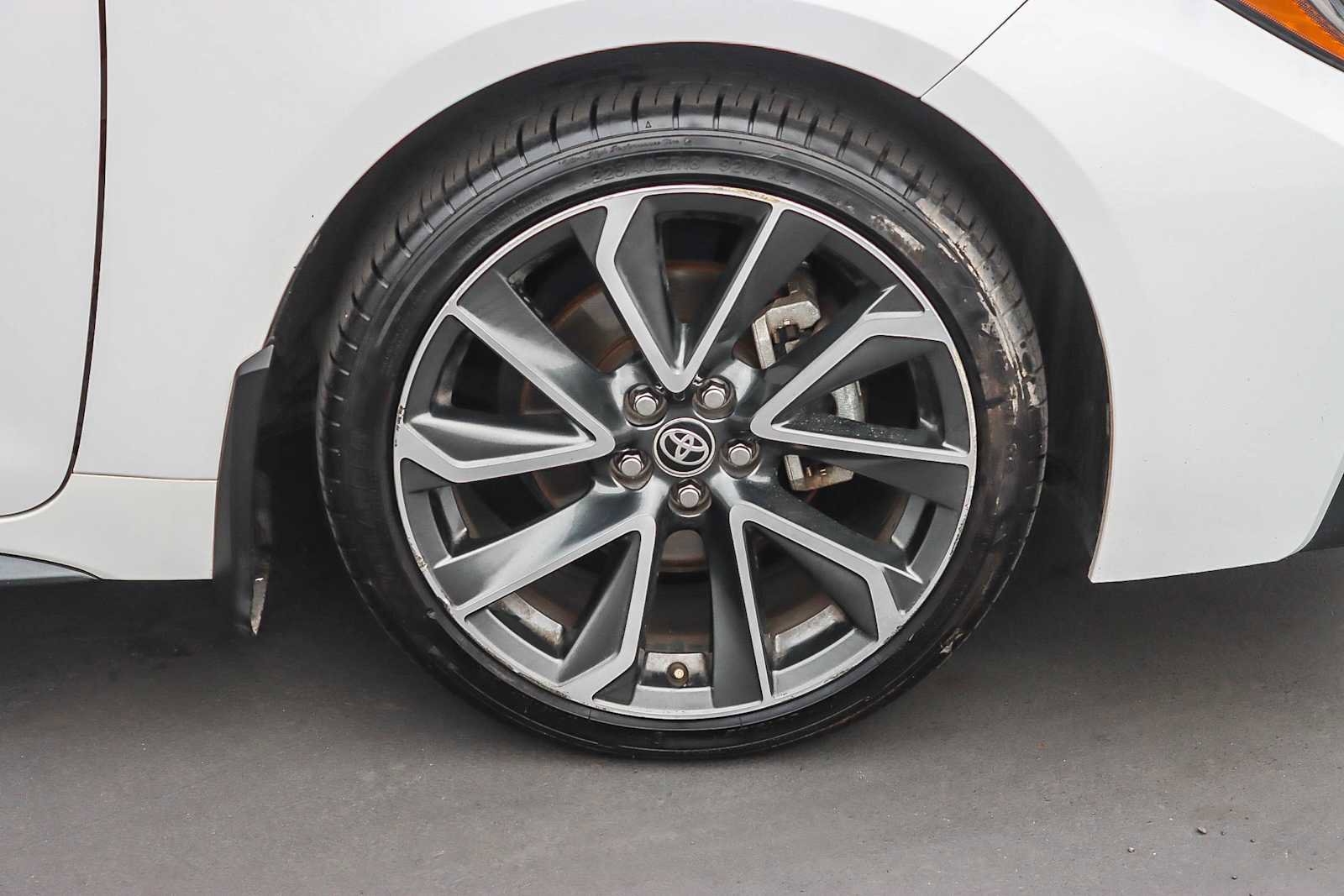 Used 2022 Toyota Corolla SE w/ Carpet Mat Package (TMS) image 9