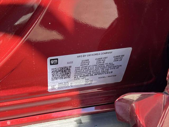 Used 2023 Buick Encore GX Select w/ Sport Touring Package AWD/4WD image 21