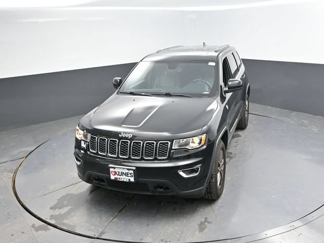 Used 2020 Jeep Grand Cherokee Laredo w/ Quick Order Package 2BN North AWD/4WD image 41