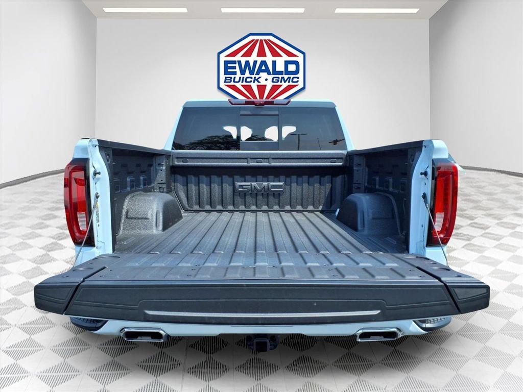 New 2026 GMC Sierra 1500 Denali w/ Technology Package AWD/4WD image 7