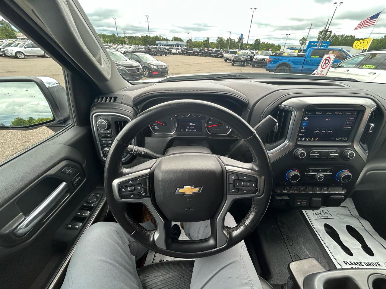 Used 2020 Chevrolet Silverado 1500 LTZ AWD/4WD image 27
