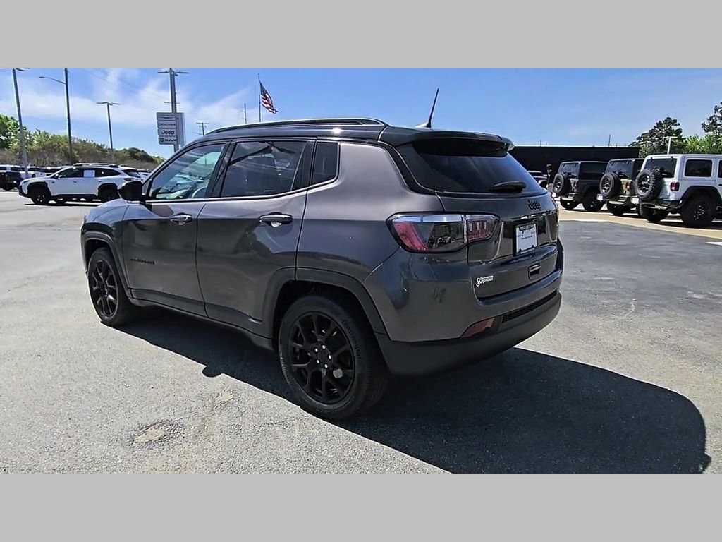 Used 2022 Jeep Compass Altitude image 29