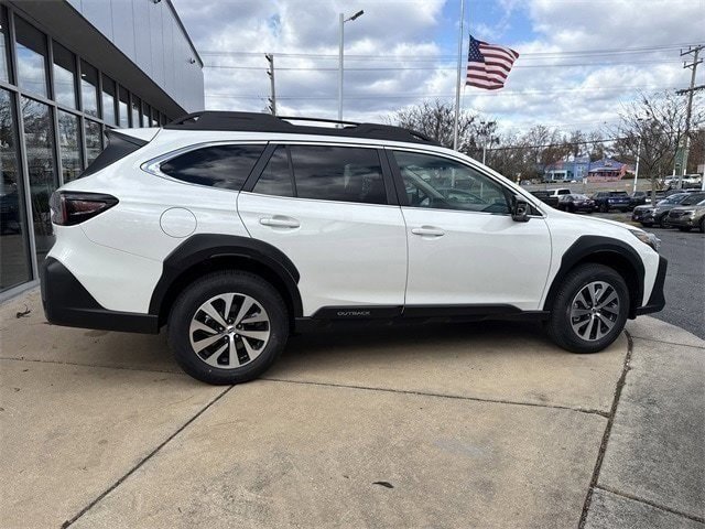 New 2025 Subaru Outback Premium image 2