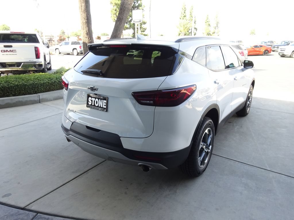 Certified 2024 Chevrolet Blazer LT w/ Convenience Package FWD image 7