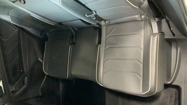Used 2024 Volkswagen Tiguan SEL R-Line AWD/4WD image 18