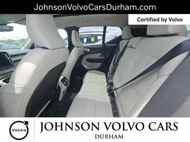 Used 2026 Volvo XC40 B5 Plus AWD/4WD image 11