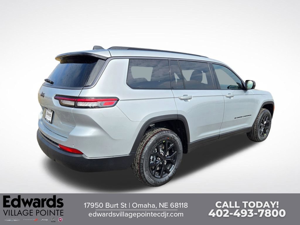 New 2026 Jeep Grand Cherokee L 4WD image 3