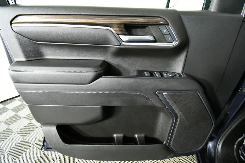 Used 2023 Chevrolet Silverado 1500 RST image 22