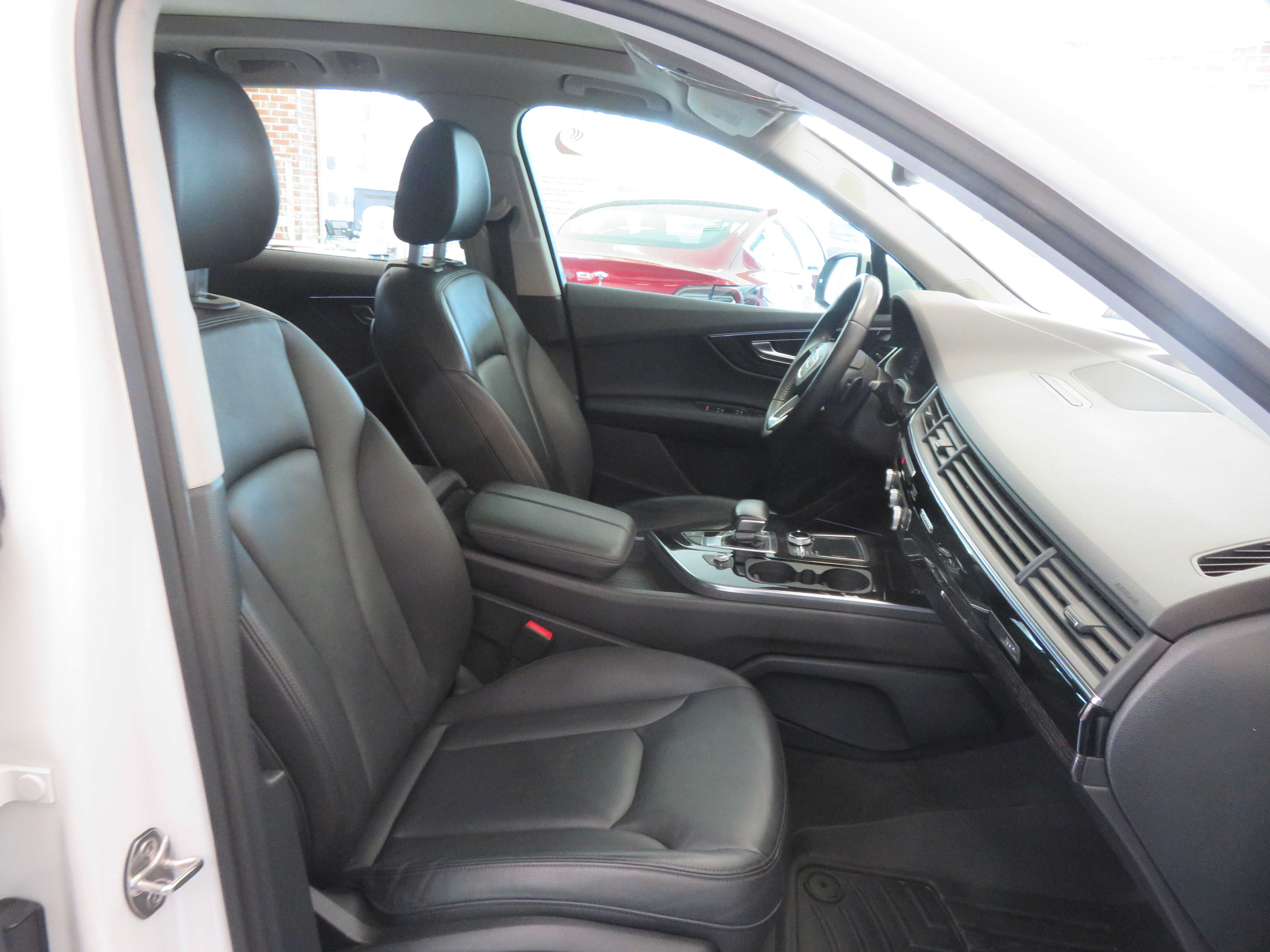 Used 2019 Audi Q7 3.0T Premium Plus AWD/4WD image 27