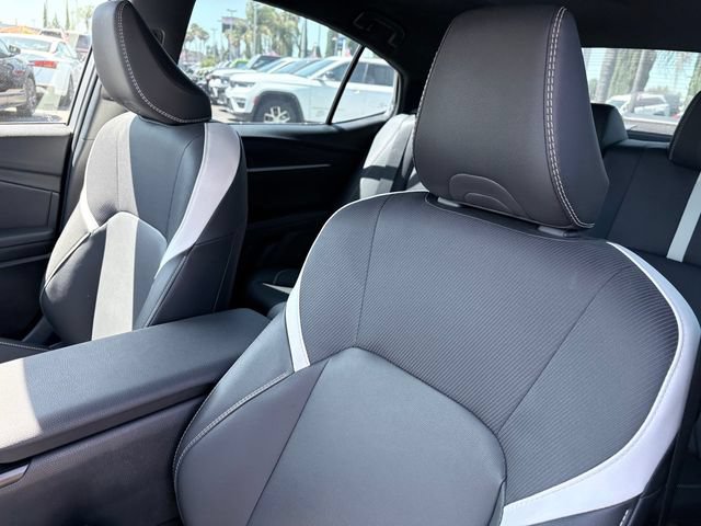 Used 2025 Toyota Camry SE FWD image 10