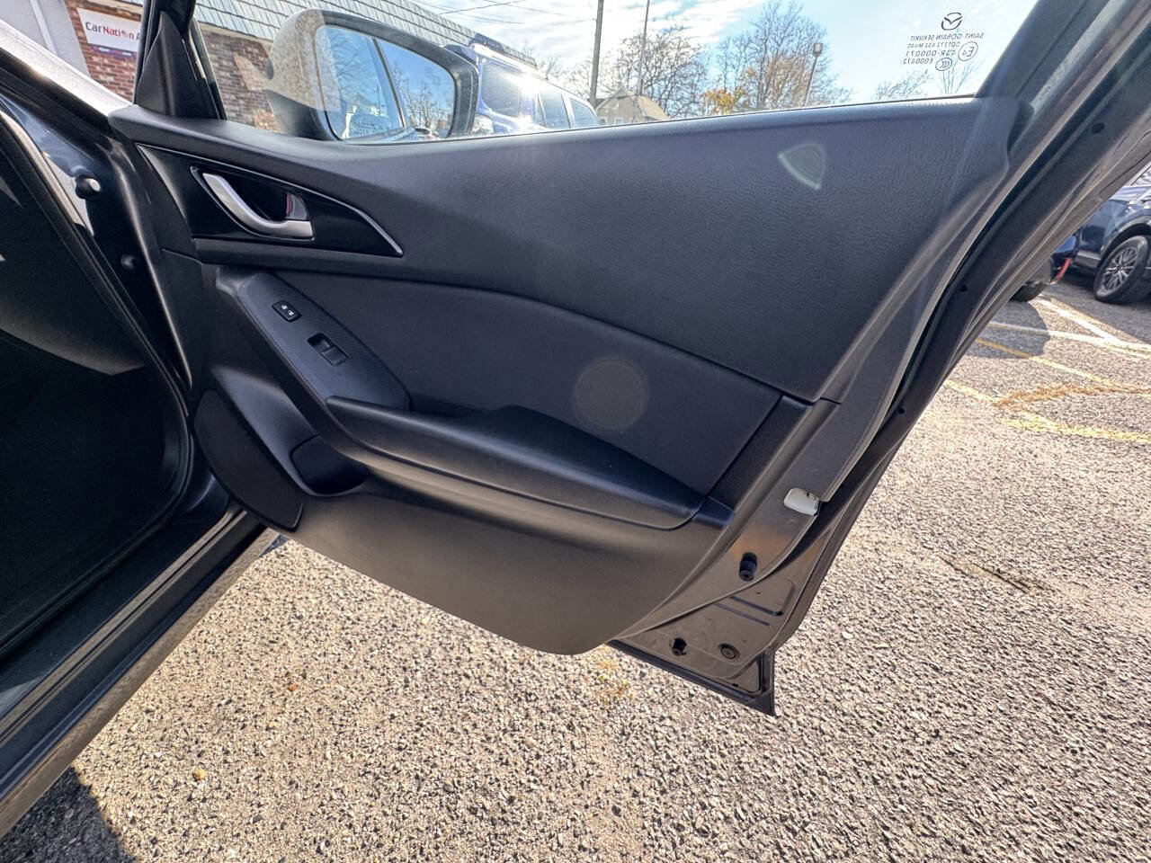 Used 2014 MAZDA MAZDA3 i Touring image 38