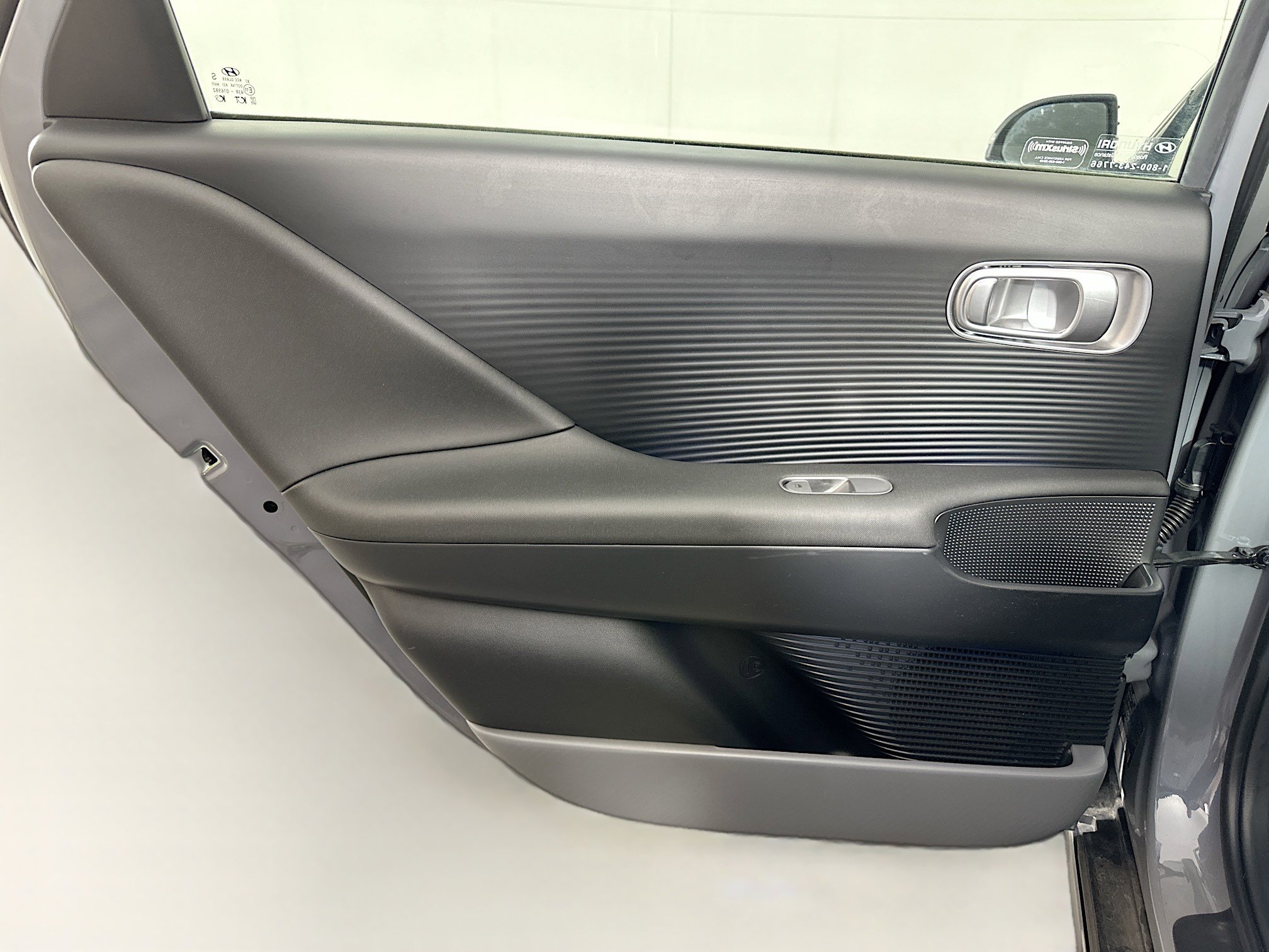Used 2024 Hyundai Ioniq 6 SEL RWD image 26