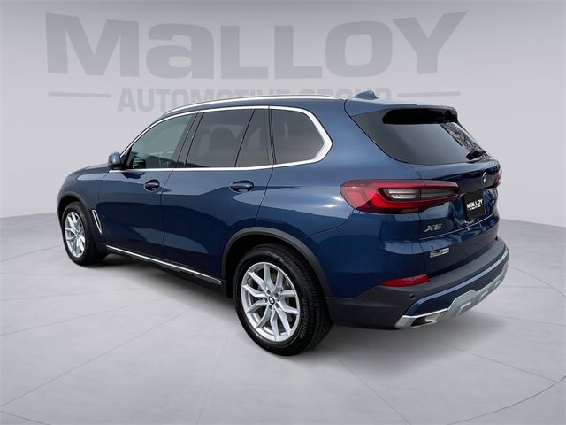 Used 2023 BMW X5 xDrive40i w/ Premium Package image 3