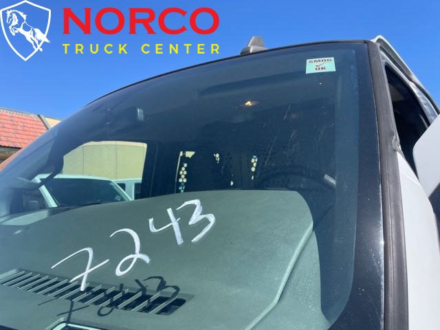 Used 2019 Chevrolet Express 2500 w/ Driver Convenience Package RWD image 15