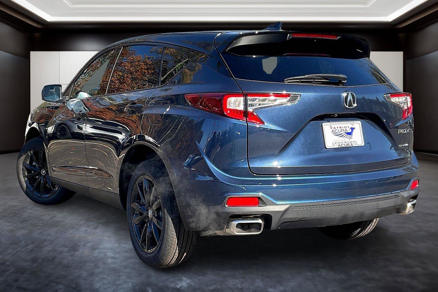 New 2025 Acura RDX SH-AWD image 3