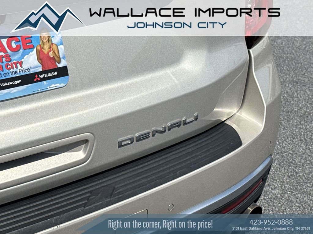 Used 2022 GMC Yukon Denali AWD/4WD image 11