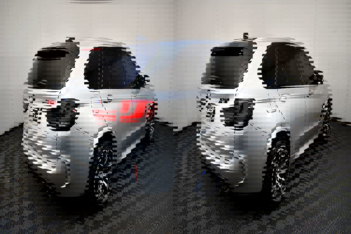 Used 2016 BMW X5 M image 7