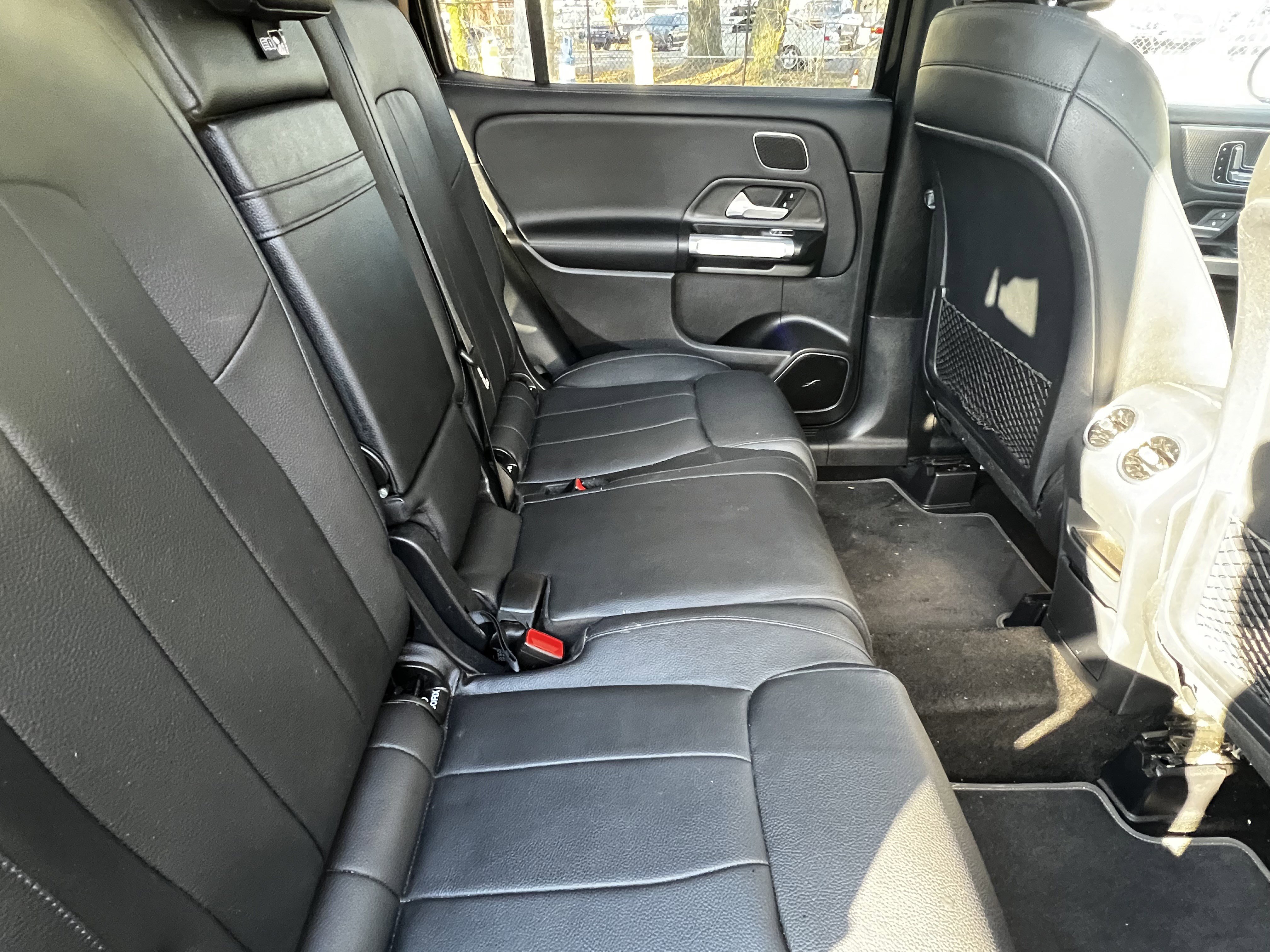 Used 2021 Mercedes-Benz GLB 250 image 42