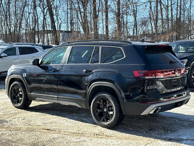 New 2026 Volkswagen Atlas Peak Edition image 5