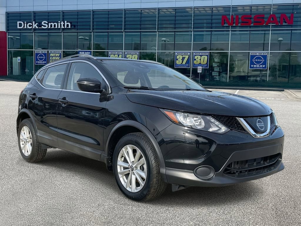 Used 2019 Nissan Rogue Sport SV image 1