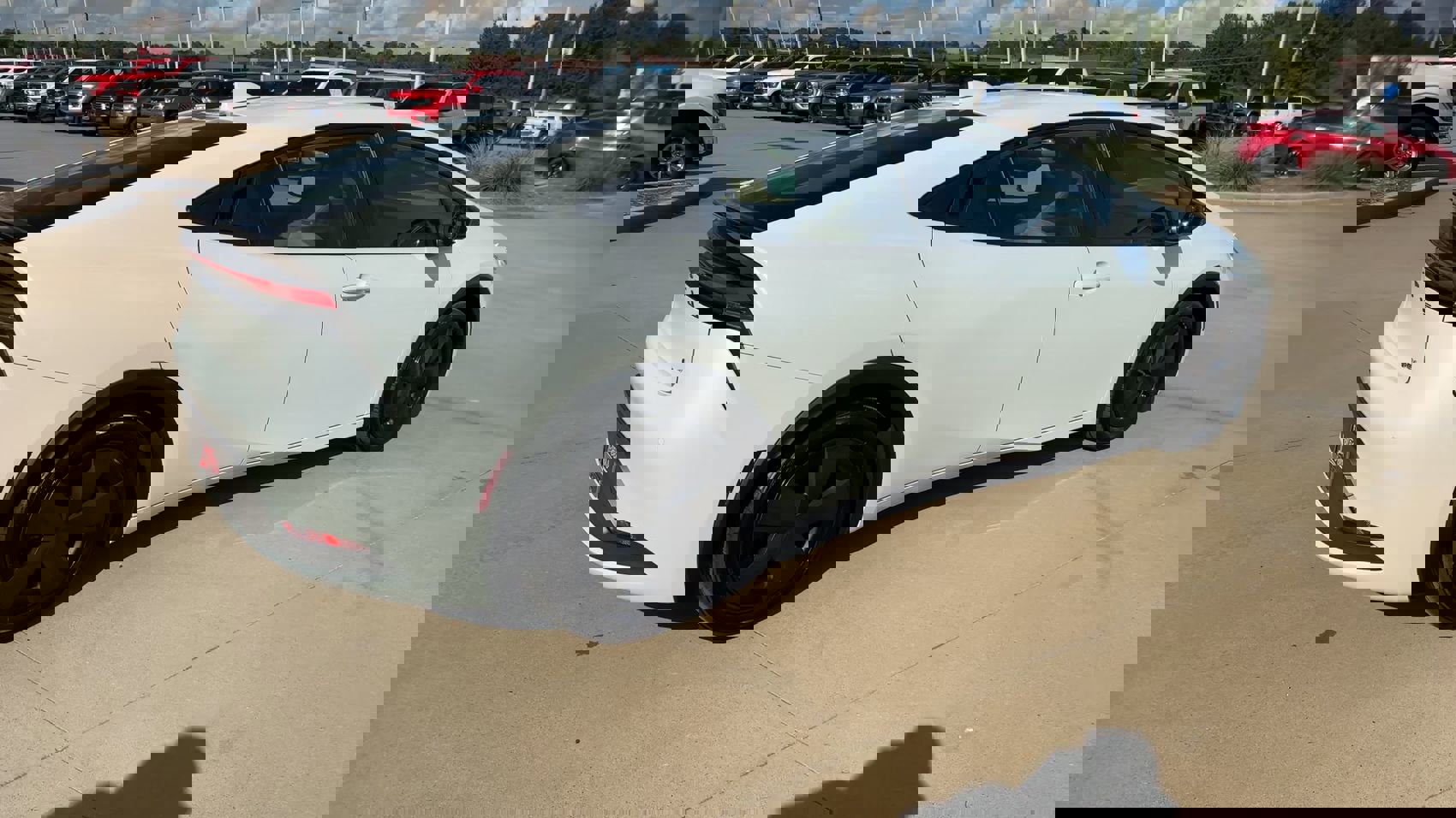 Used 2025 Toyota Prius Limited image 9