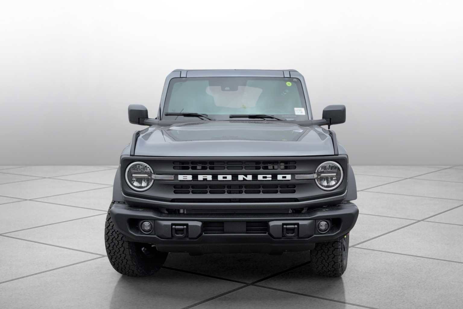 New 2025 Ford Bronco Big Bend w/ Black Diamond Package image 3