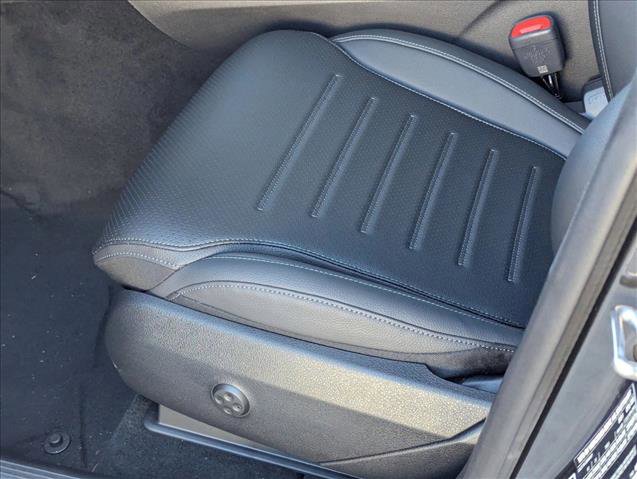 New 2026 Mercedes-Benz GLC 300 image 4