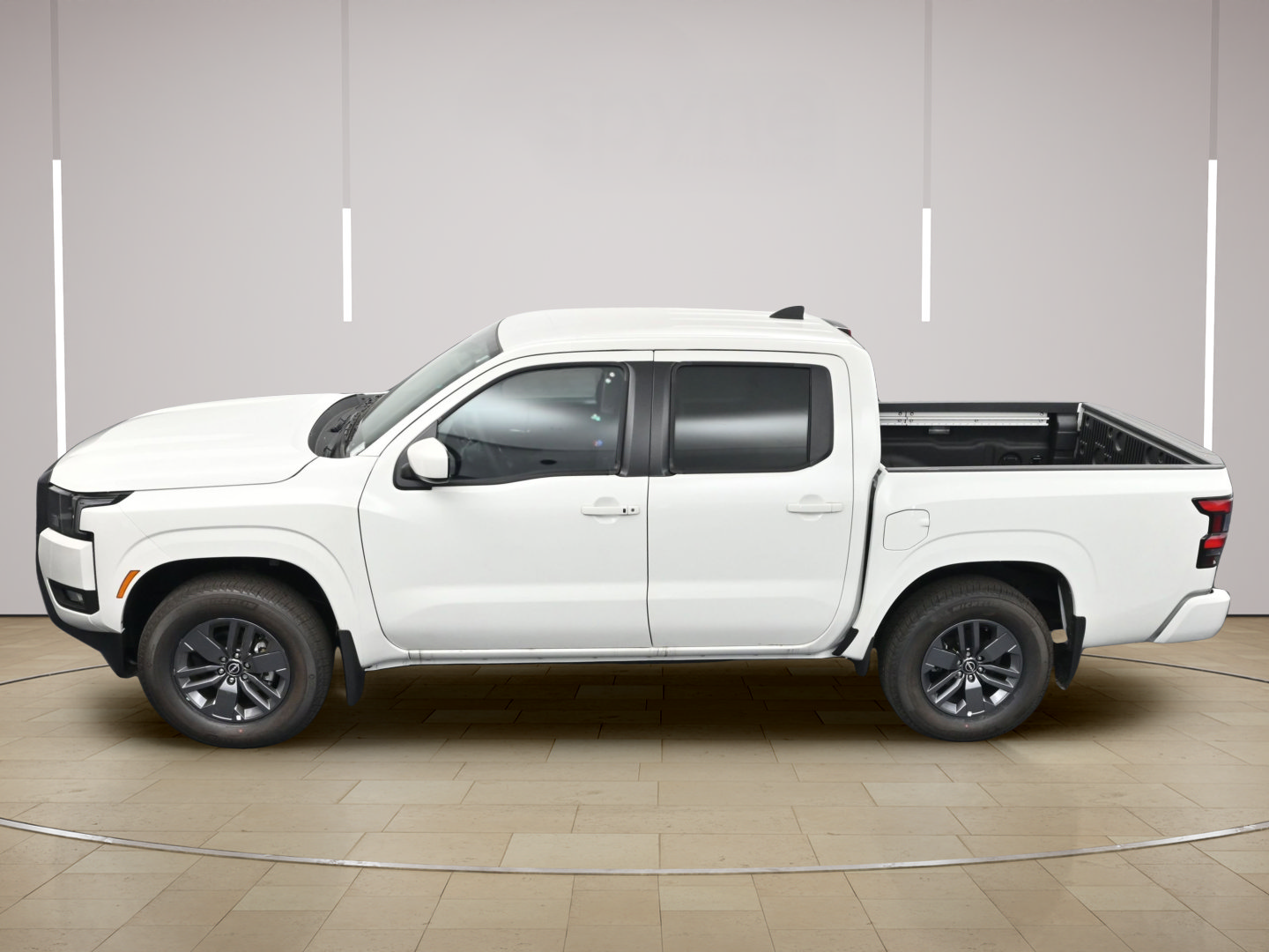 Certified 2025 Nissan Frontier SV w/ SV Convenience Package RWD image 36