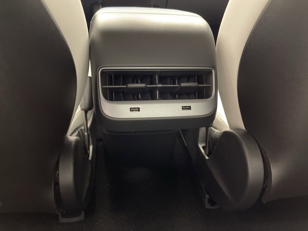 Used 2018 Tesla Model 3 Long Range image 24