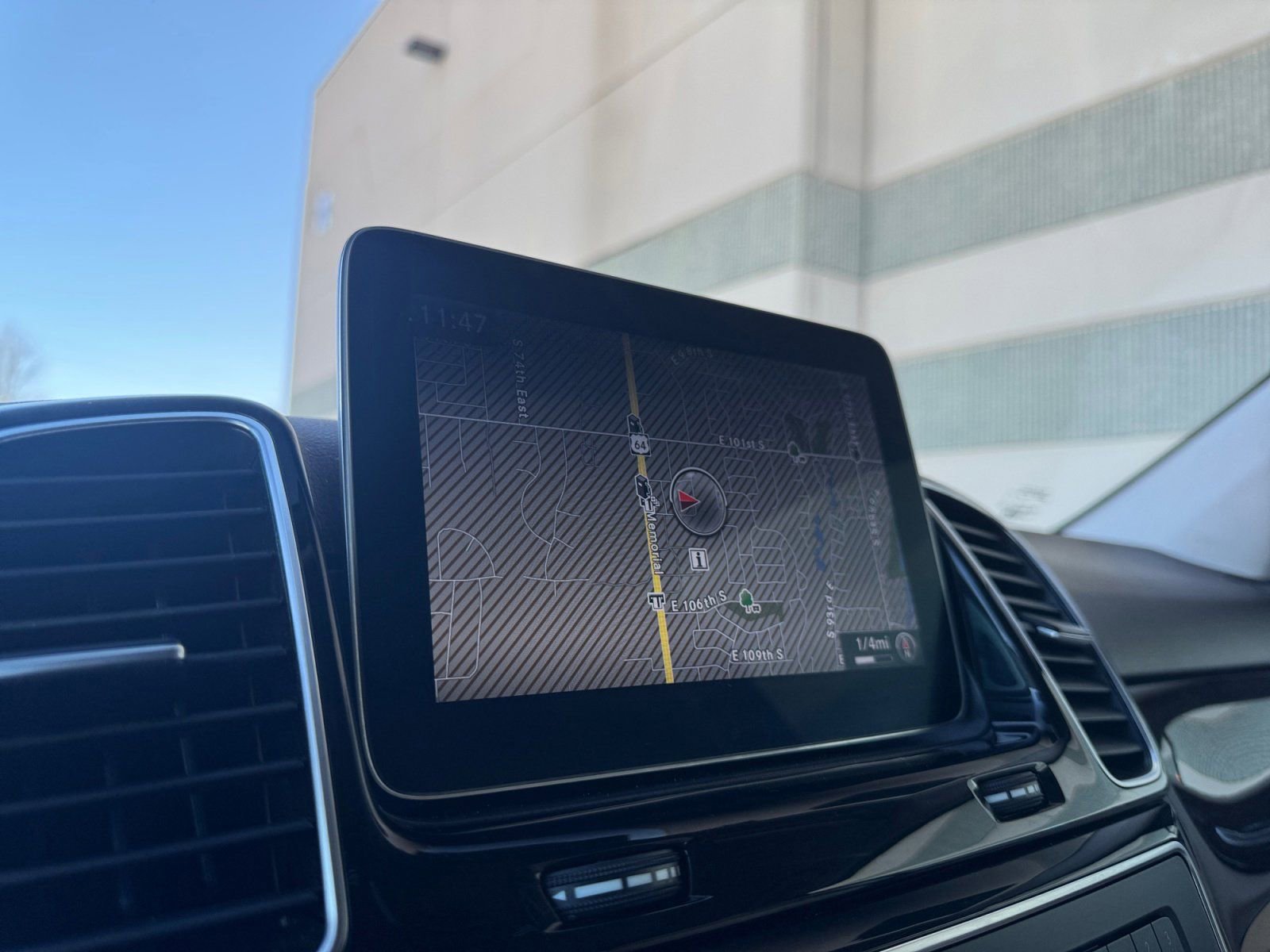 Used 2018 Mercedes-Benz GLE 350 4MATIC image 28