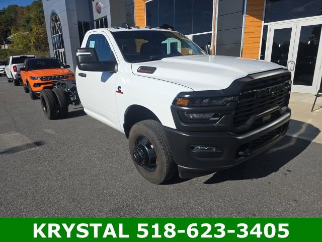 Used 2025 RAM 3500 Tradesman image 1