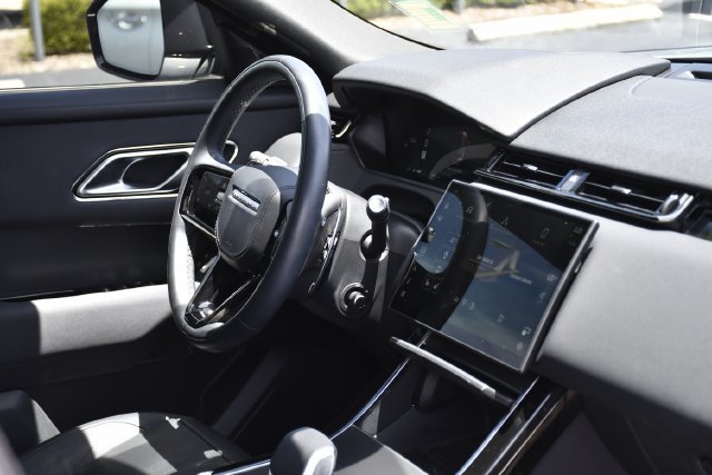 Used 2025 Land Rover Range Rover Velar Dynamic SE AWD/4WD image 27