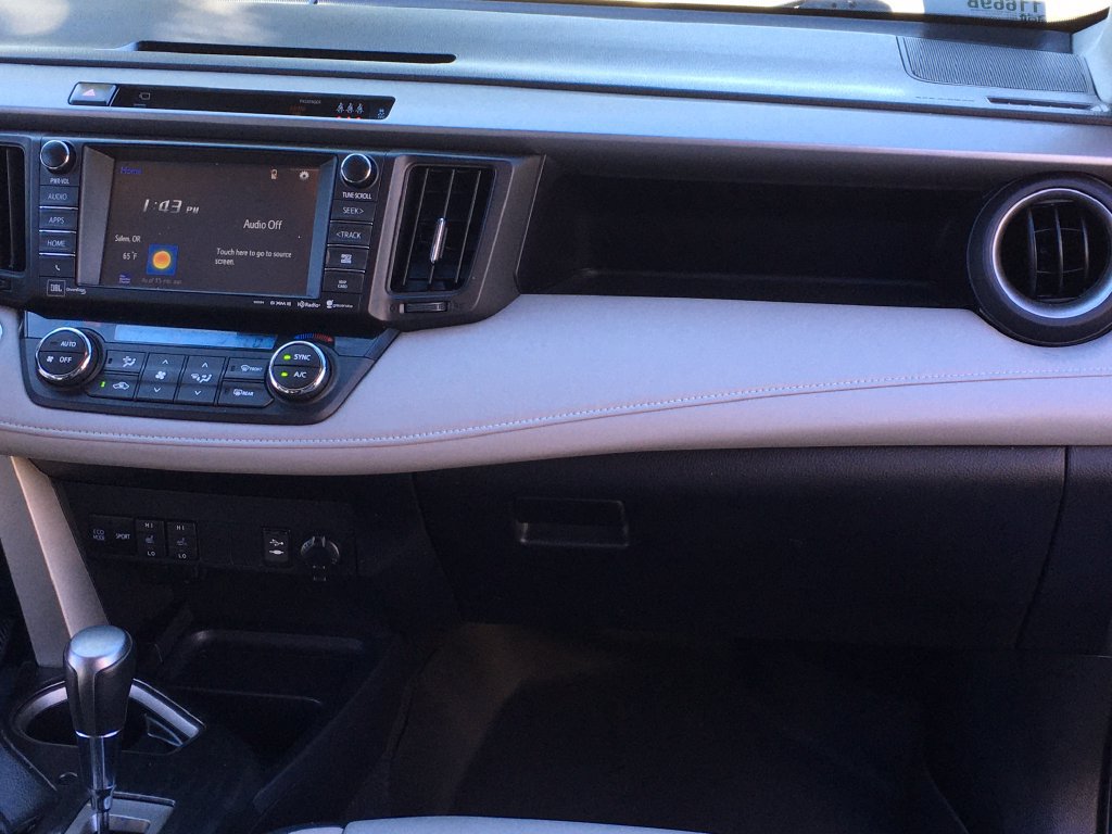 Used 2017 Toyota RAV4 Platinum w/ All Weather Liner Package AWD/4WD image 32