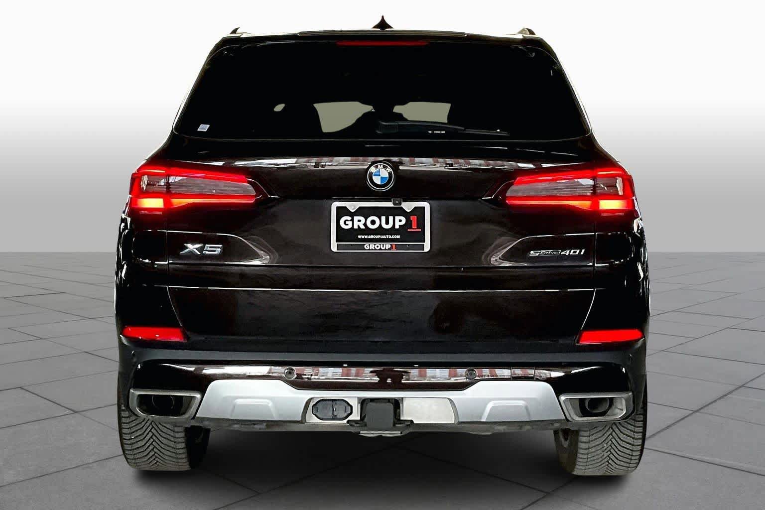 Used 2023 BMW X5 sDrive40i w/ Parking Assistance Package image 4