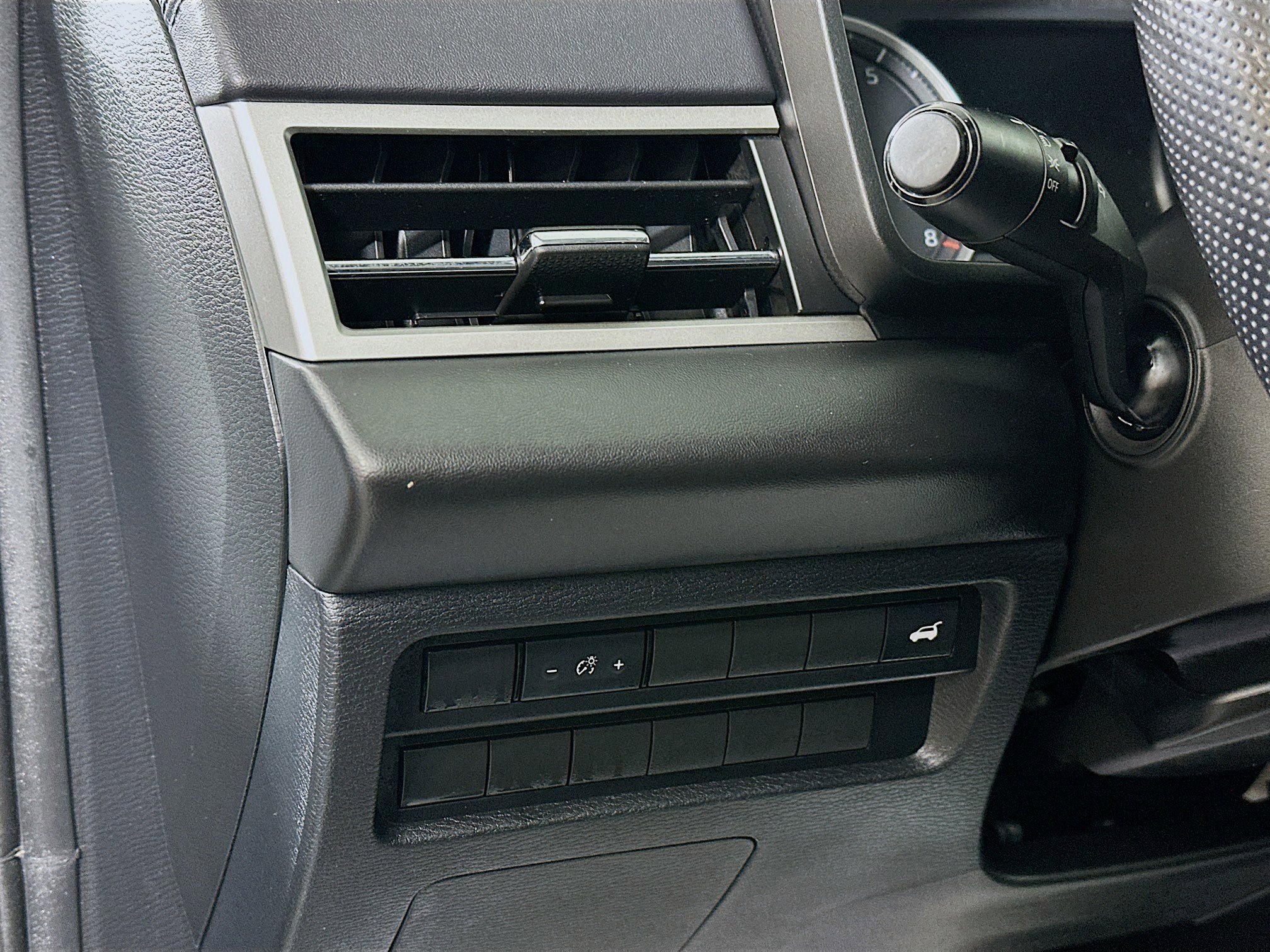 Used 2024 Mitsubishi Outlander Ralliart image 10