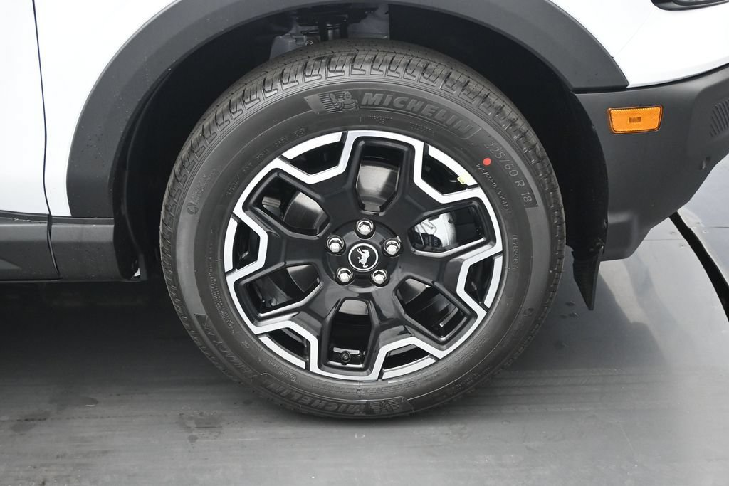New 2026 Ford Bronco Sport Outer Banks w/ Outer Banks Tech Package+ AWD/4WD image 23