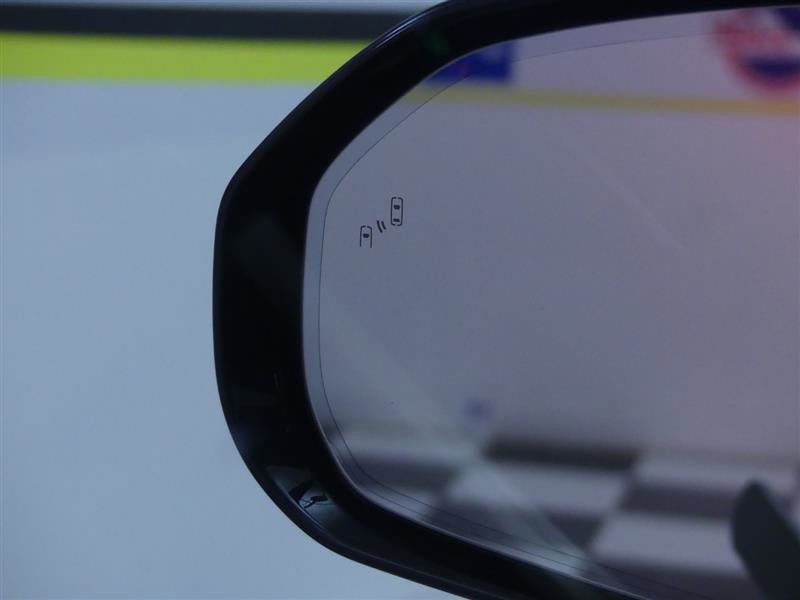 Used 2024 Rivian R1T Adventure image 29