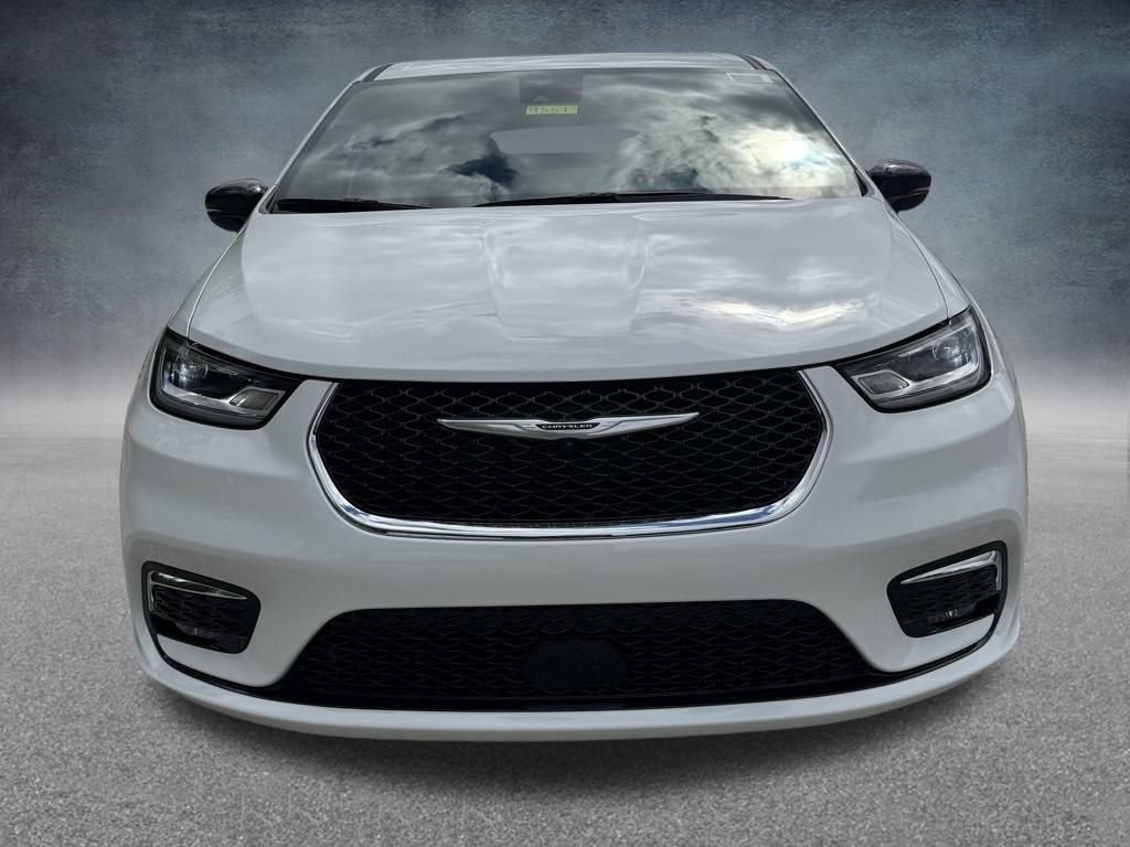 New 2026 Chrysler Pacifica Select image 5