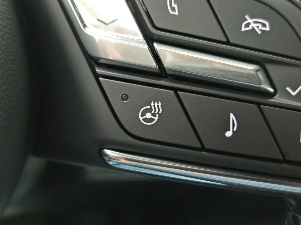 New 2026 Buick Enclave Sport Touring w/ Super Cruise Package image 7