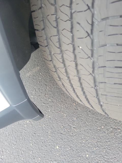 Used 2020 Jeep Grand Cherokee Laredo image 32