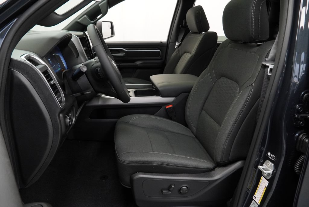 New 2027 RAM 1500 4x4 Crew Cab image 15