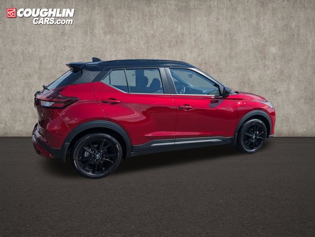 Certified 2023 Nissan Kicks SR FWD image 8
