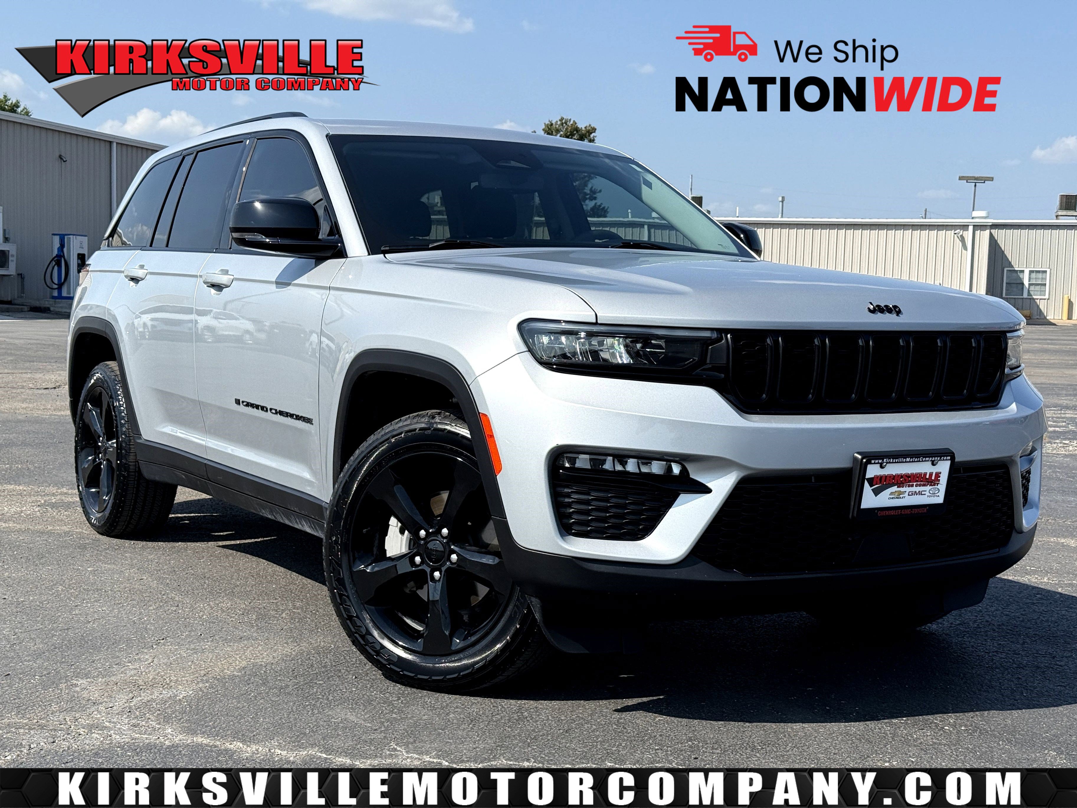 Used 2023 Jeep Grand Cherokee Limited w/ Black Appearance Package