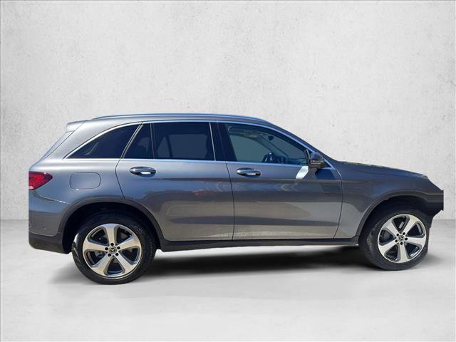 Used 2021 Mercedes-Benz GLC 300 4MATIC image 4