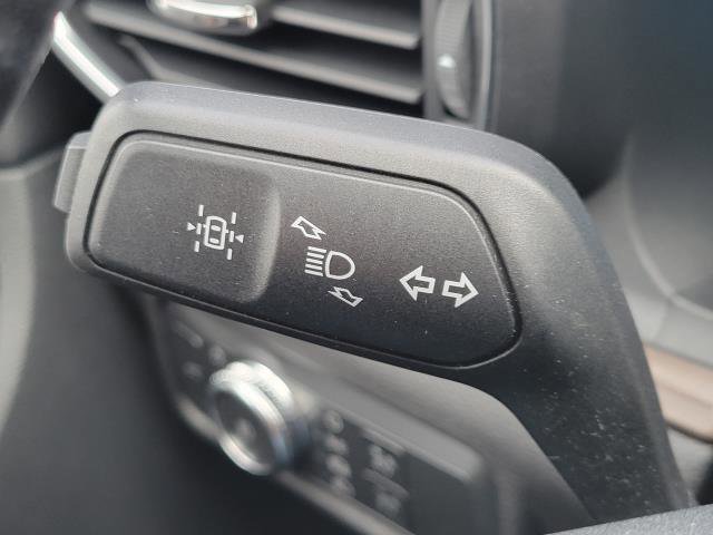 Used 2022 Ford Explorer Limited w/ Equipment Group 301A image 12