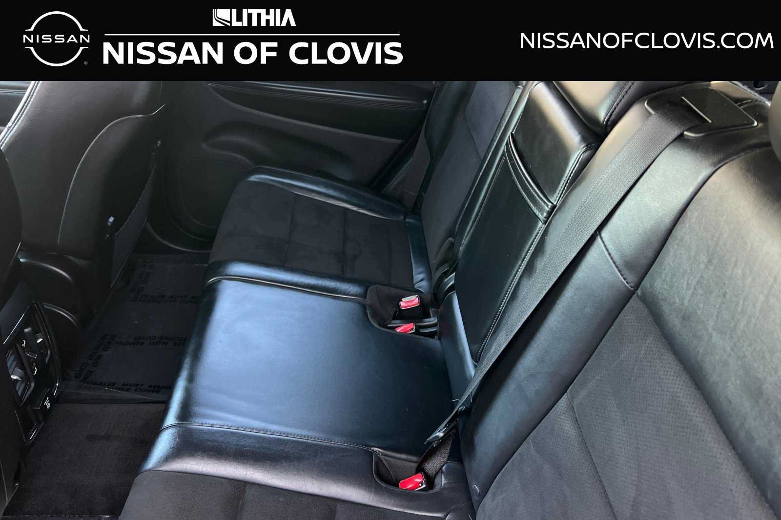 Used 2018 Jeep Grand Cherokee Altitude RWD image 1