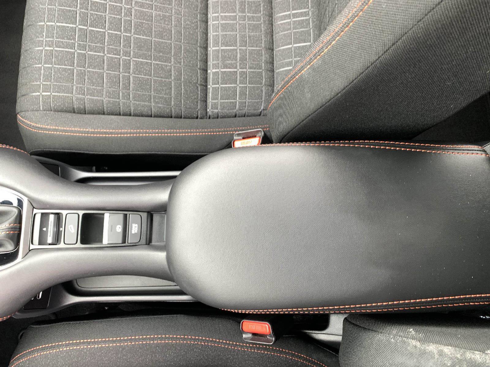 Certified 2024 Honda HR-V Sport image 30