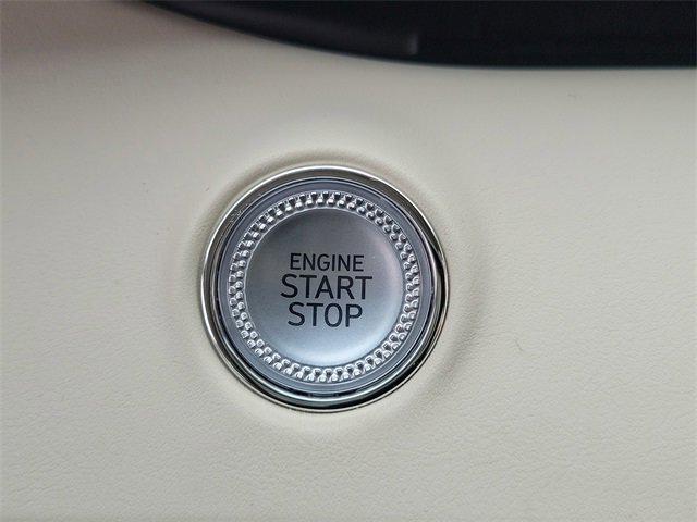 Used 2023 Genesis GV70 2.5T w/ Cargo Package image 31