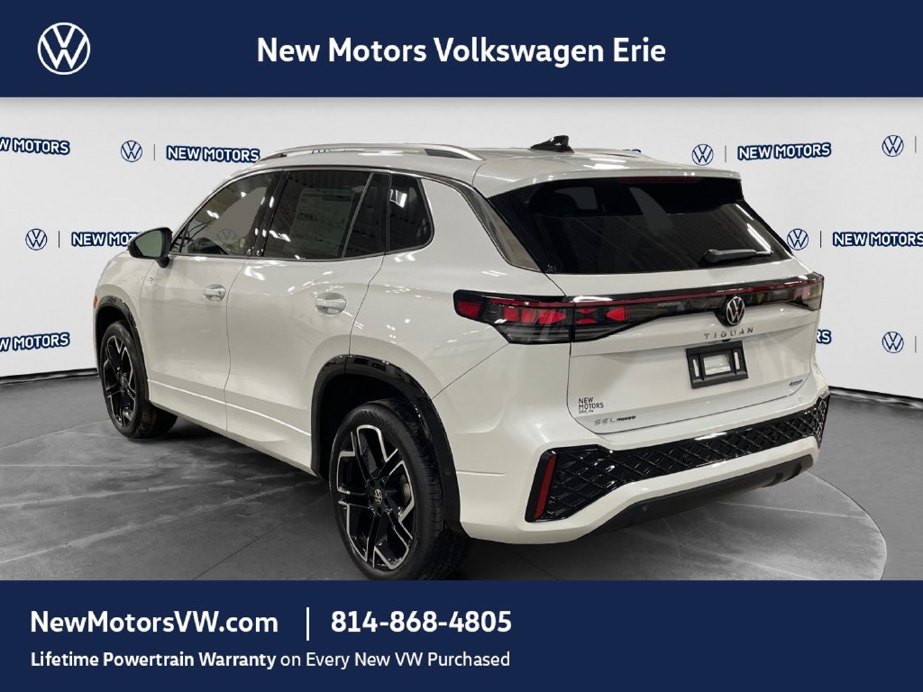 New 2027 Volkswagen Tiguan SEL R-Line AWD/4WD image 3