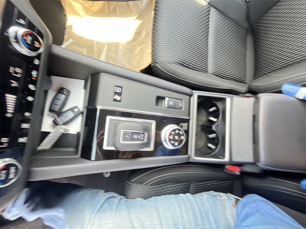 New 2025 Mitsubishi Outlander ES image 19